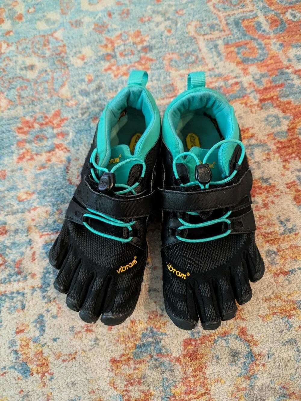 Vibram FiveFingers V-Train 2.0 20W7704 Size 36 US Women's 6.5-7 Teal Black